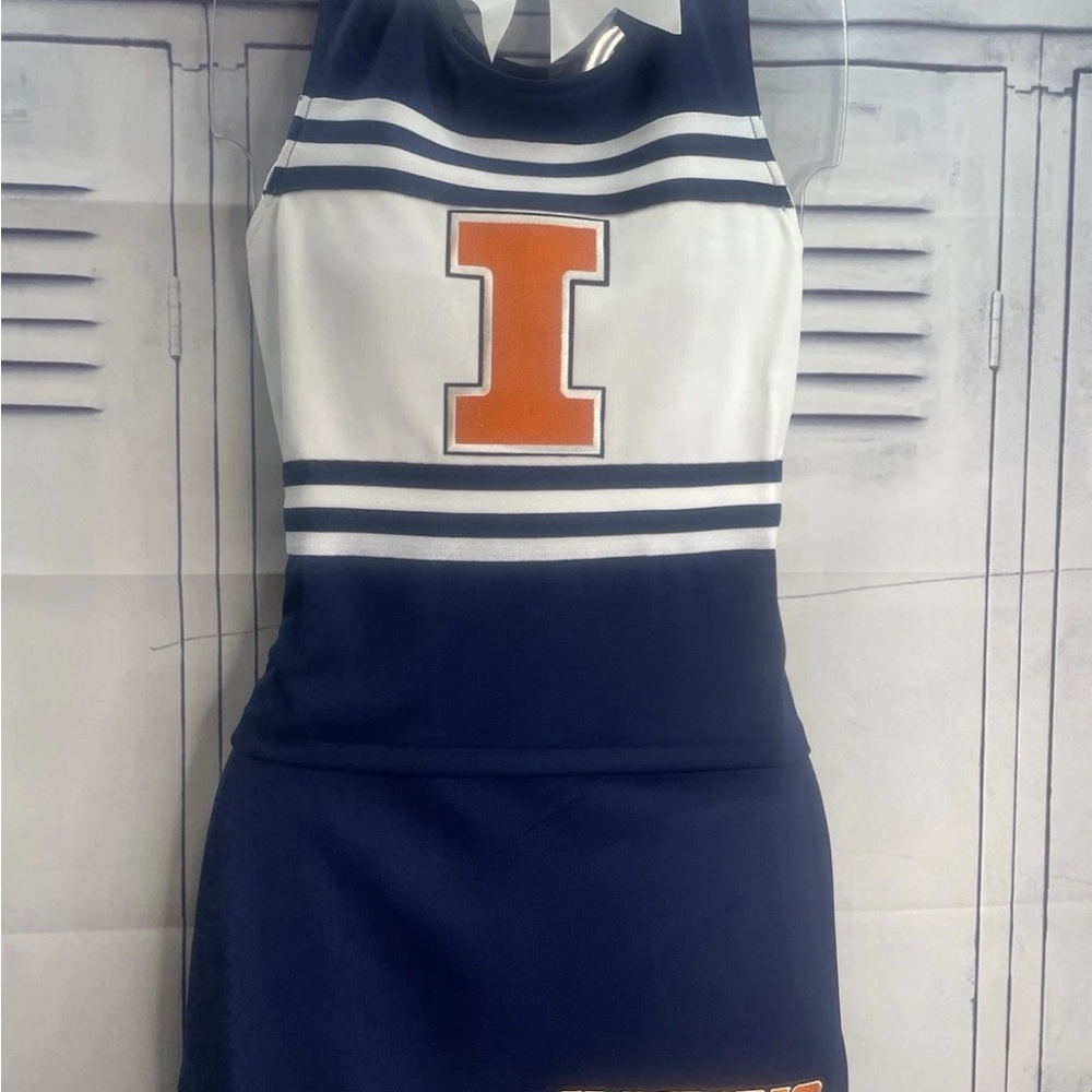 University of Illinois Cheerleader Outfit - Picture 4 of 5